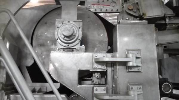 Crescent issue machine headbox - Image 5
